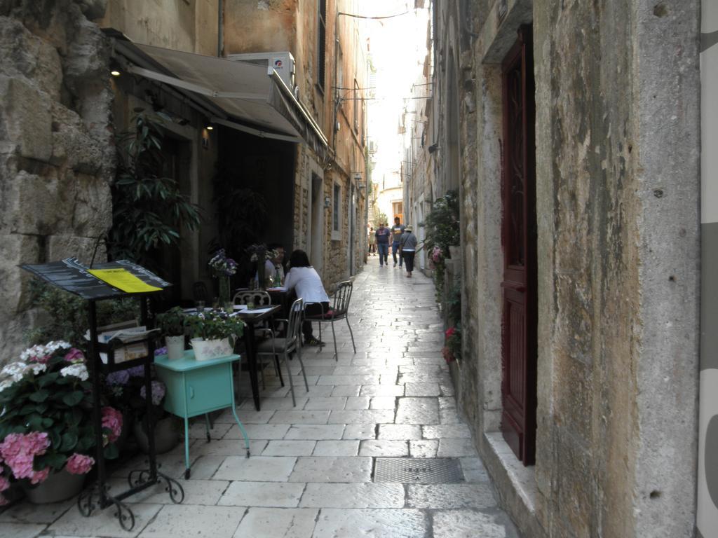 Appartement Dino à Split Extérieur photo